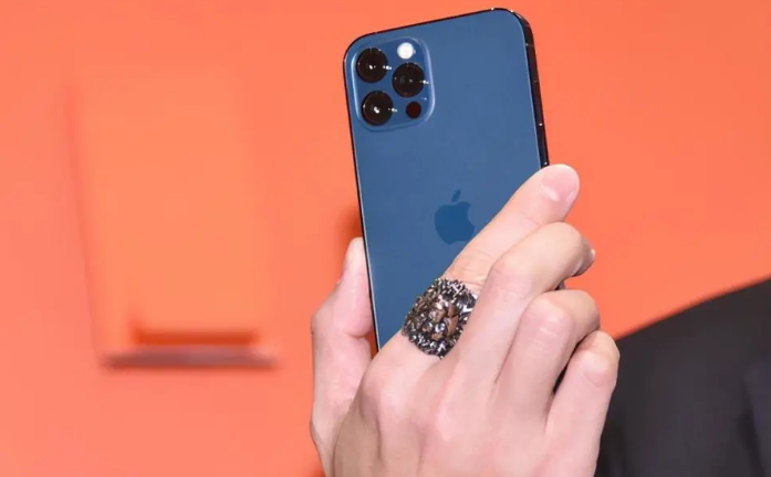 平乡苹果手机维修分享iPhone12系列重启方法教程 